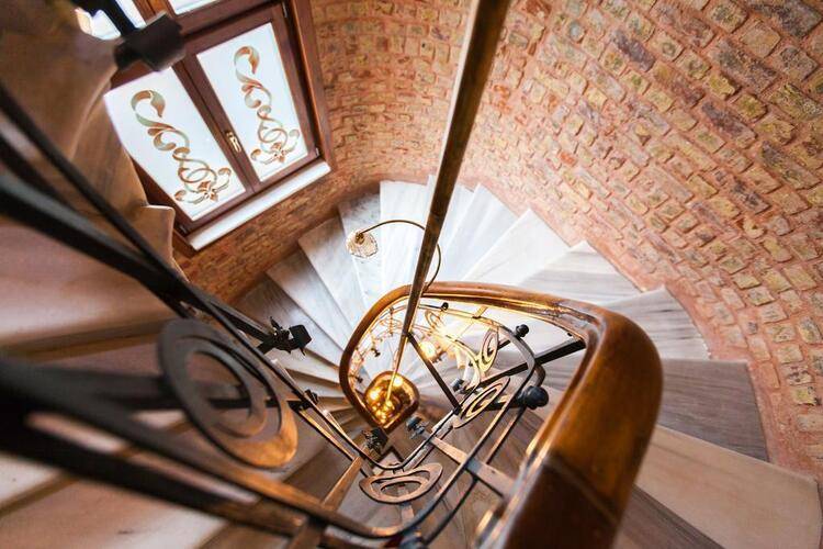 Pera Parma Hotel