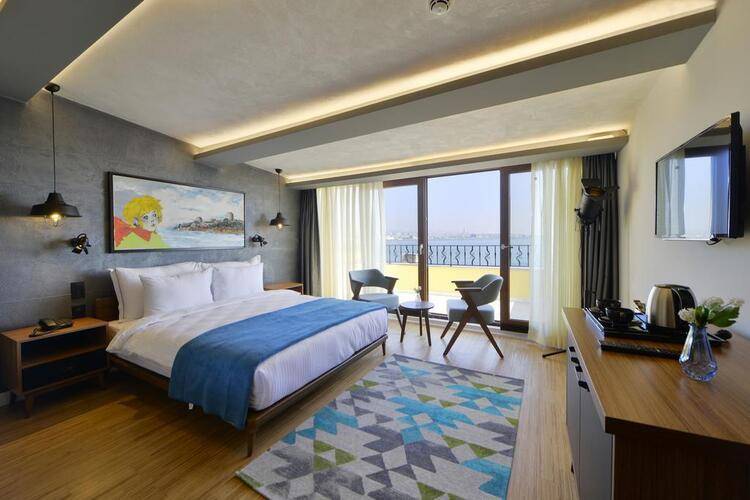 Poem Special Hotel