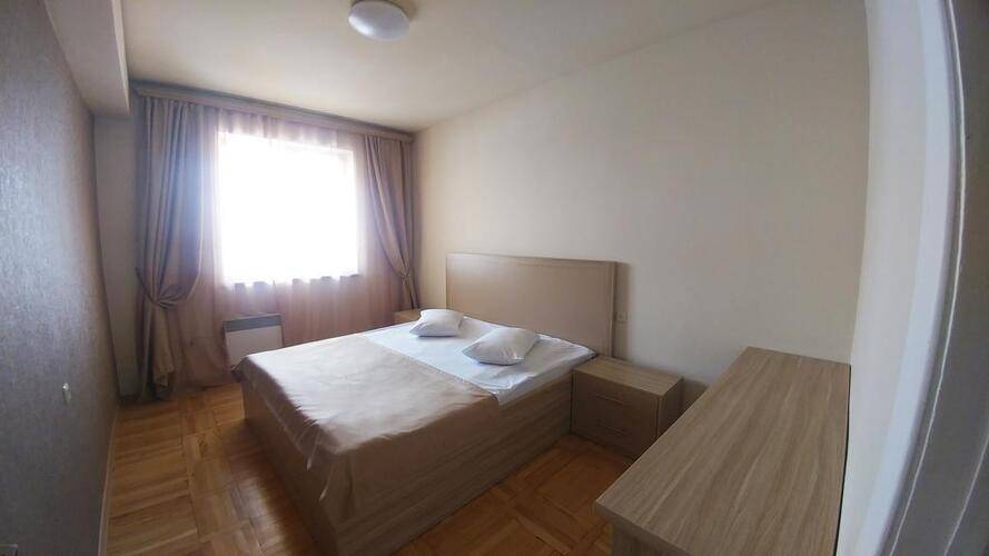 Cross Apartments And Tours