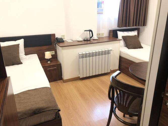 Mashtots Hotel