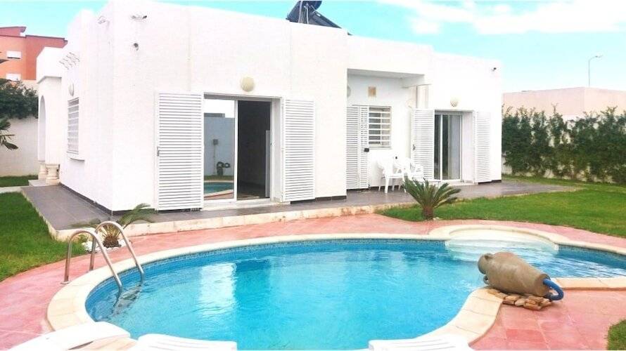 House With 3 Bedrooms In Raoued With Private Pool