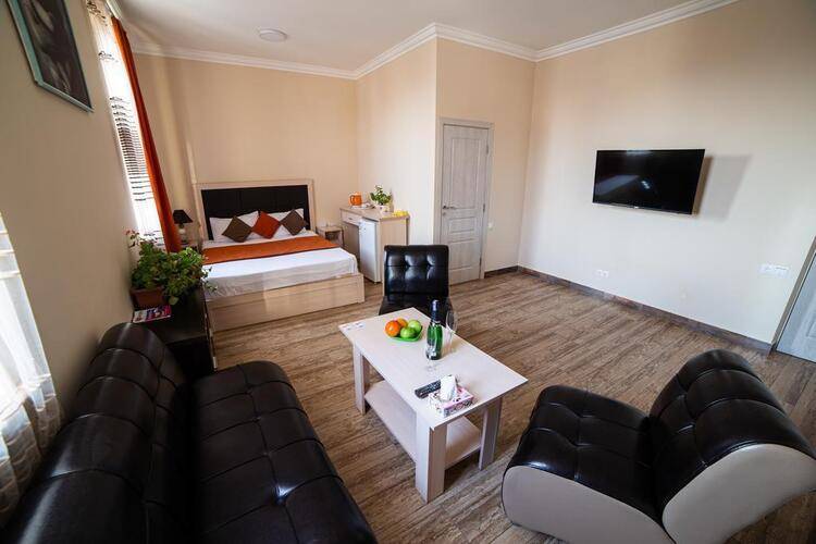 Alex Hotel