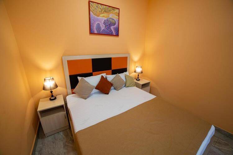 Alex Hotel
