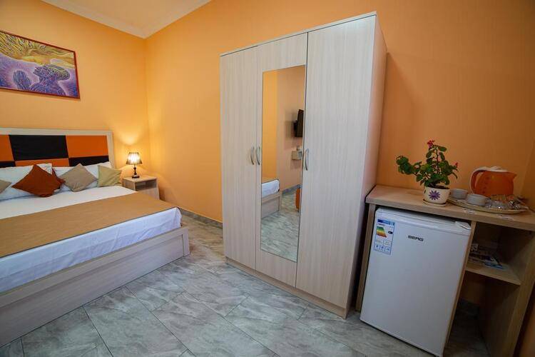 Alex Hotel
