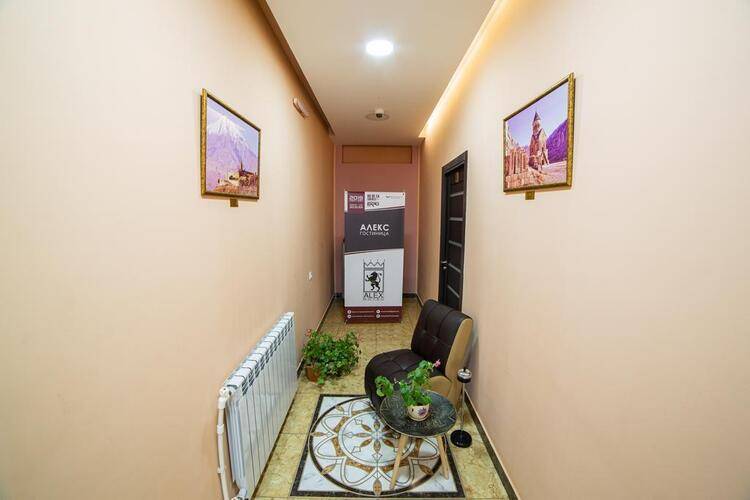 Alex Hotel