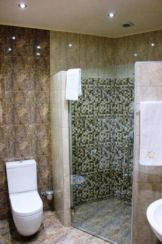Avan Plaza Hotel