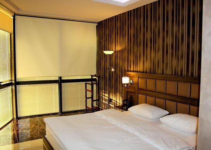 Avan Plaza Hotel