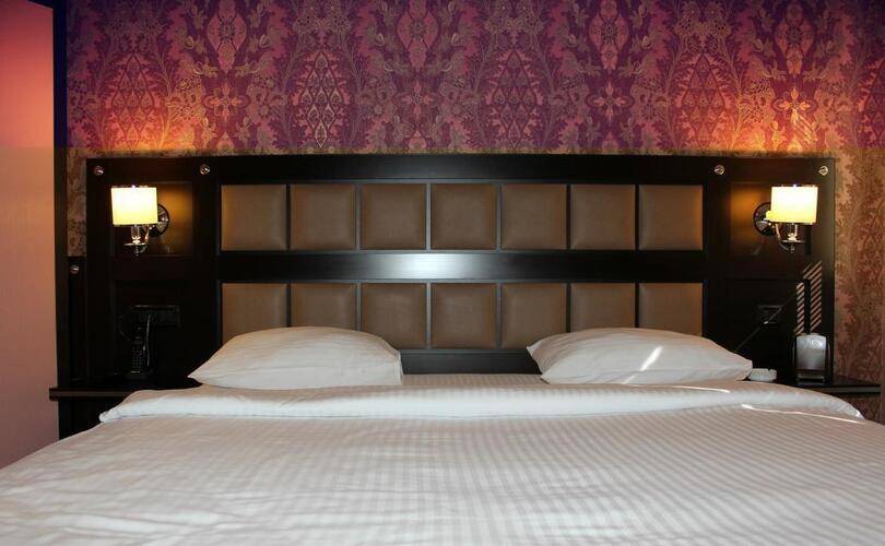 Avan Plaza Hotel