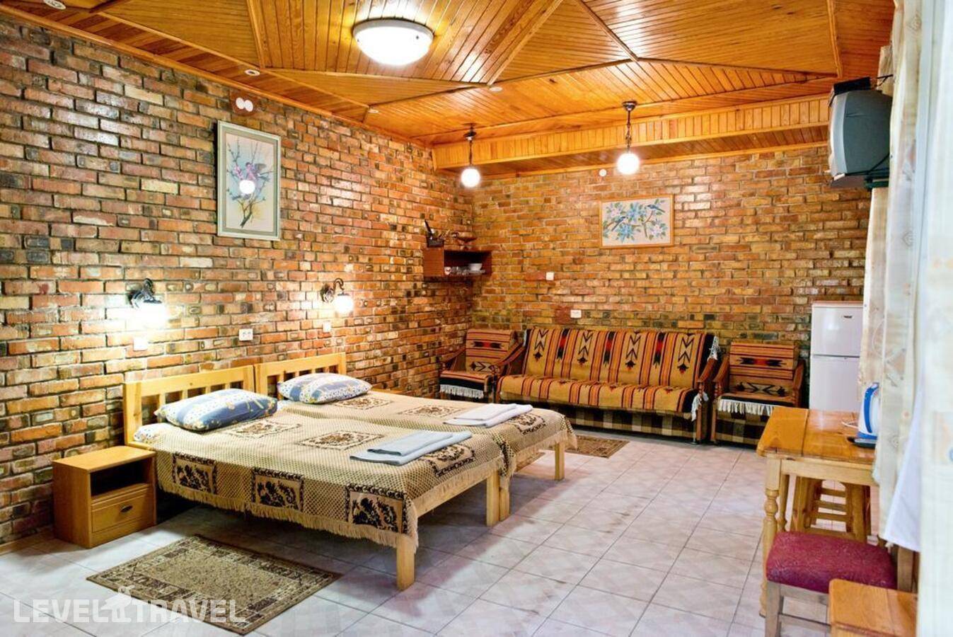 Изображение отеля 8