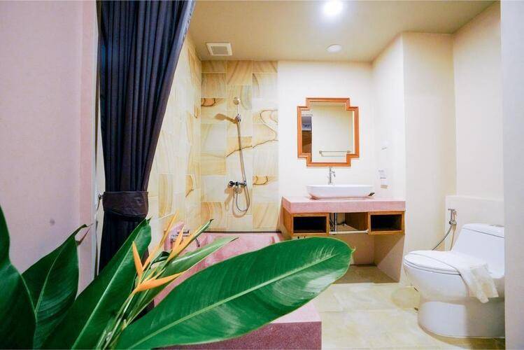 Hula Hula Anana Hotel