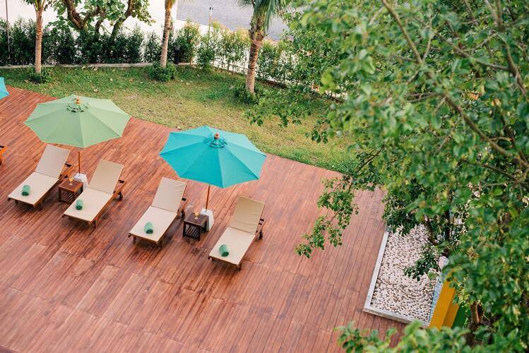 Hula Hula Anana Hotel