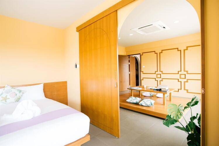 Hula Hula Anana Hotel