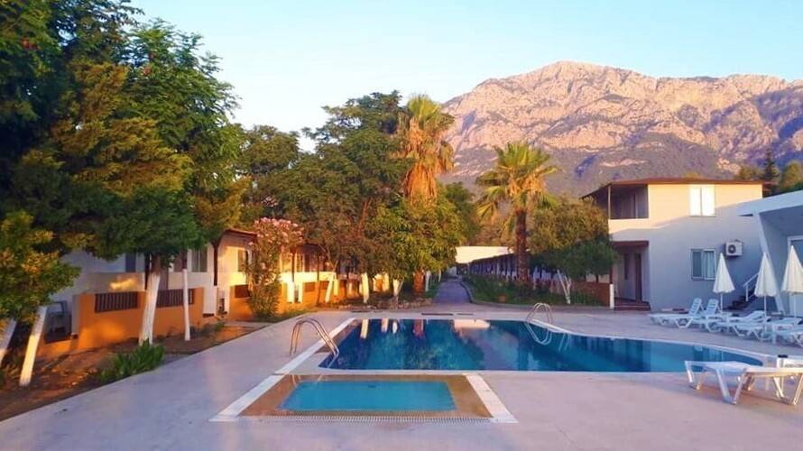 Ugur Hotel Beach