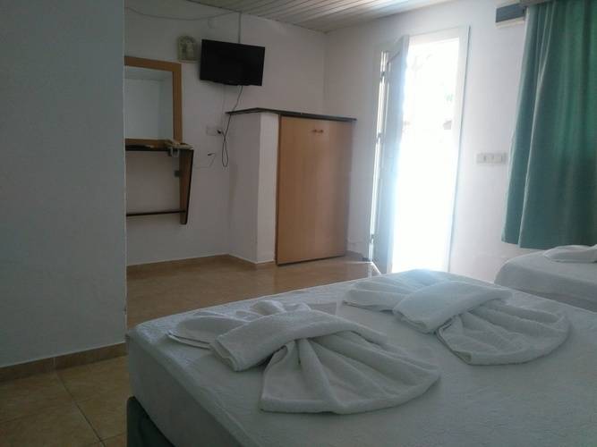 Ugur Hotel Beach