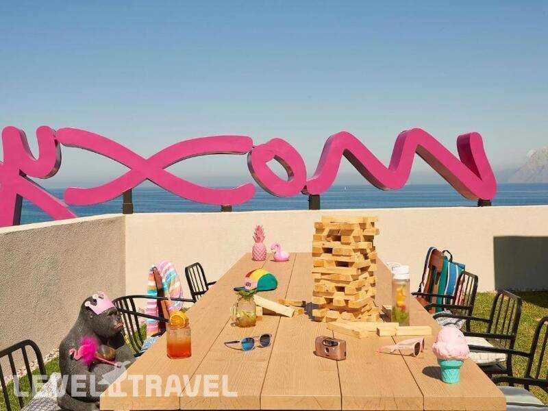 Фотография Moxy Patra Marina Hotel