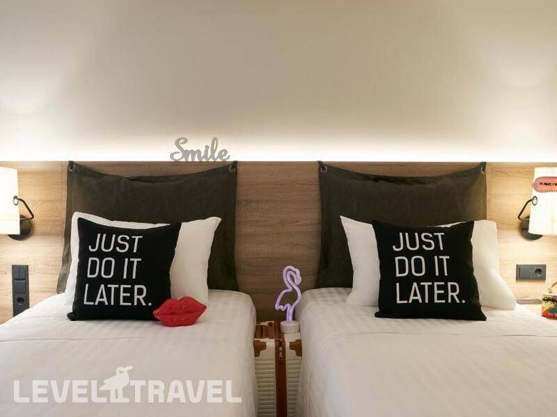 Фотография Moxy Patra Marina Hotel