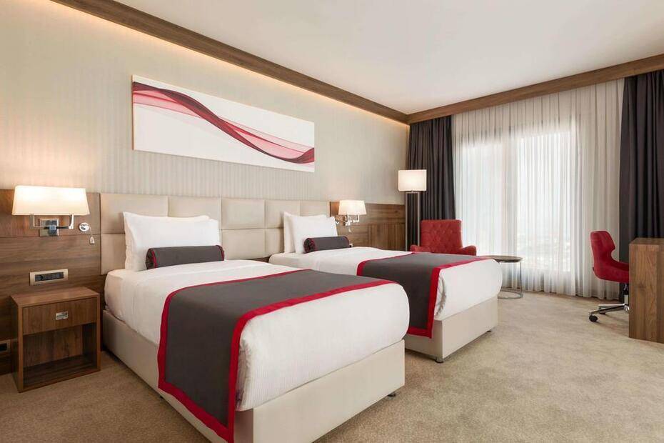 Ramada Beylikduzu
