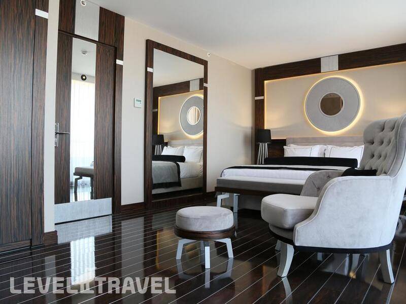 Фотография Ramada Hotel & Suites Istanbul Sisli