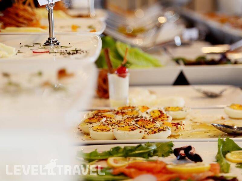 Фотография Ramada Hotel & Suites Istanbul Sisli