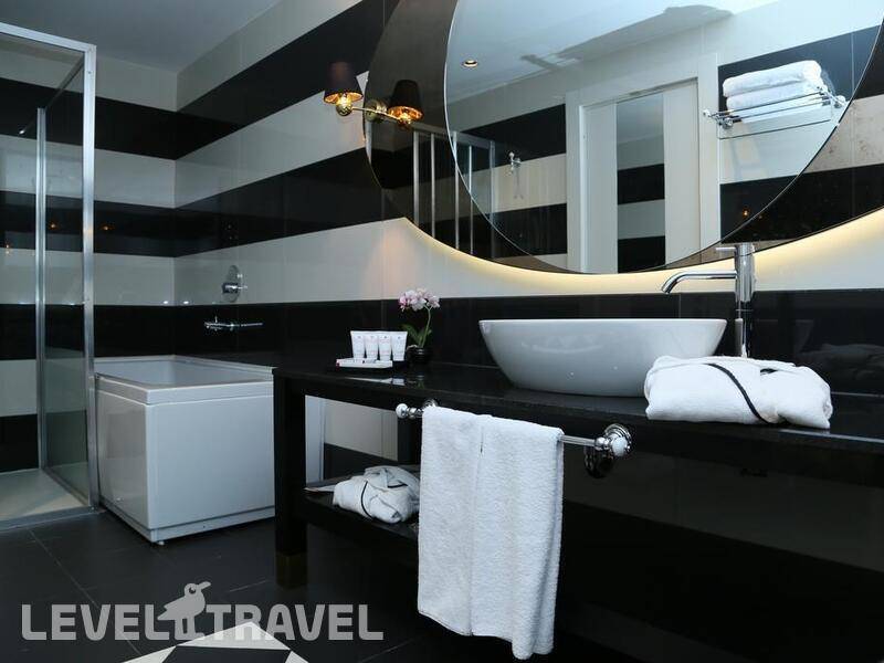 Фотография Ramada Hotel & Suites Istanbul Sisli