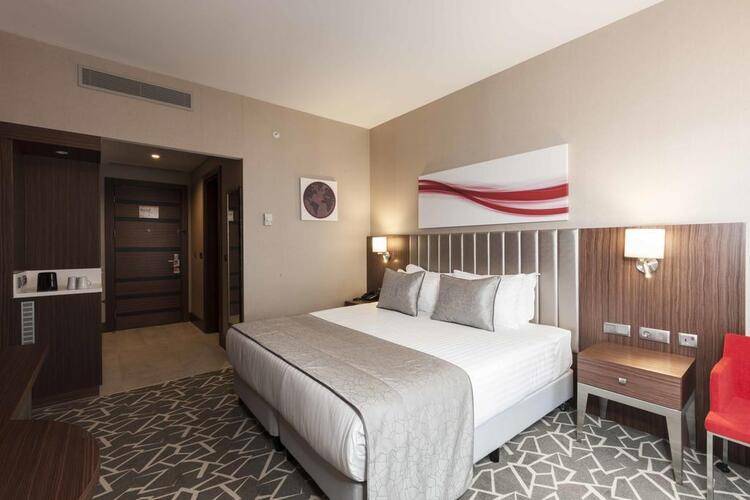 Ramada Istanbul Alibeykoy
