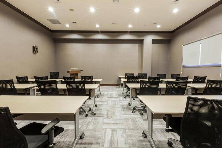 Ramada Istanbul Alibeykoy