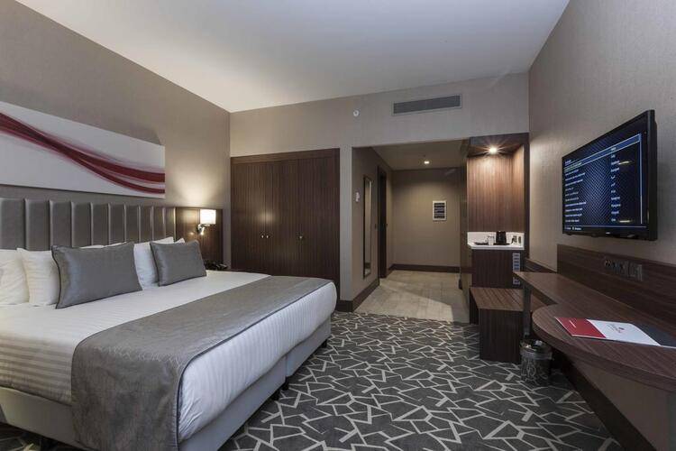 Ramada Istanbul Alibeykoy