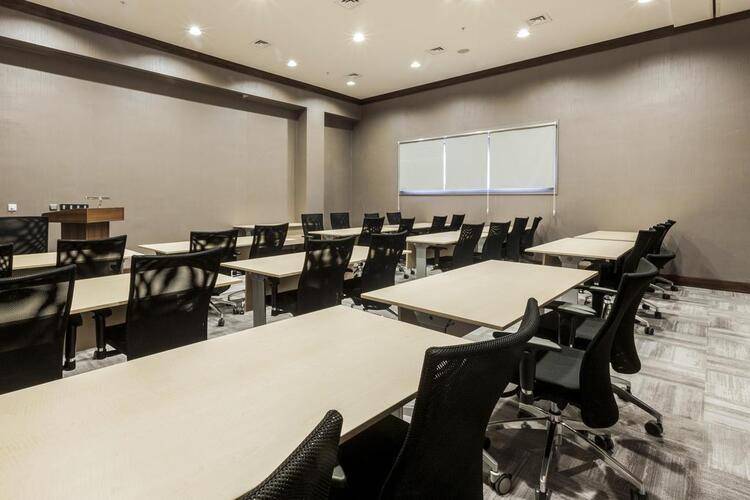 Ramada Istanbul Alibeykoy