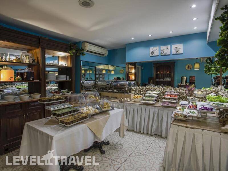 Фотография Raymond Blue Hotel