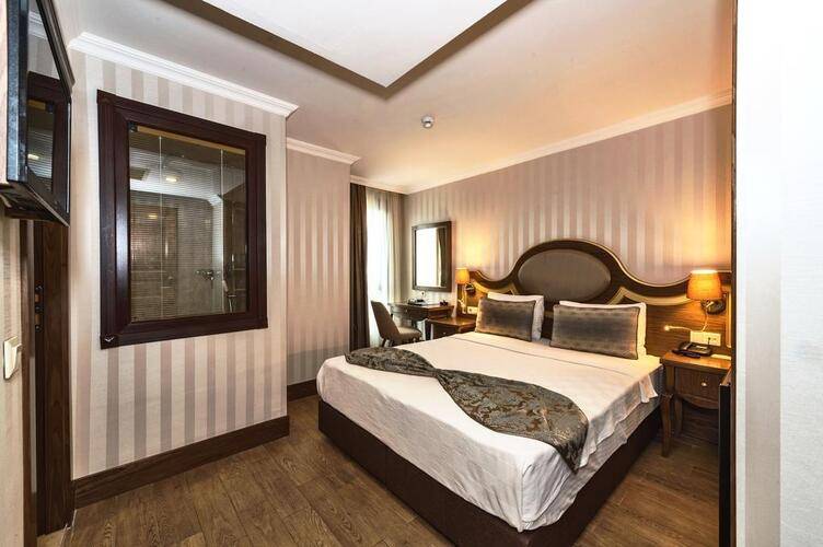 Real Star Hotel