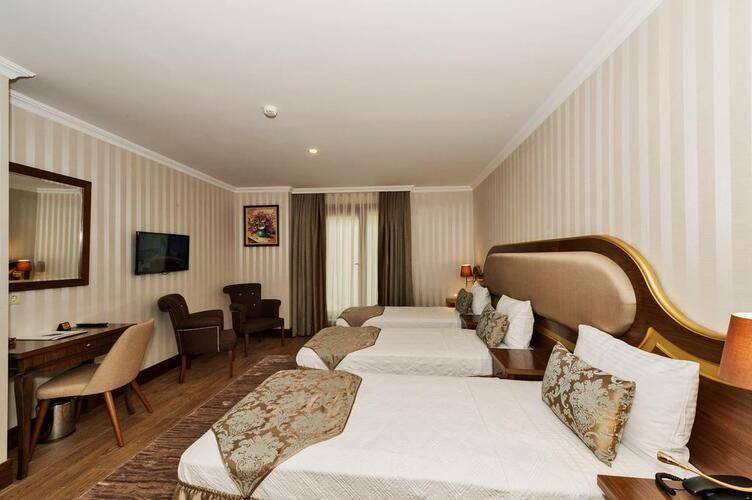 Real Star Hotel