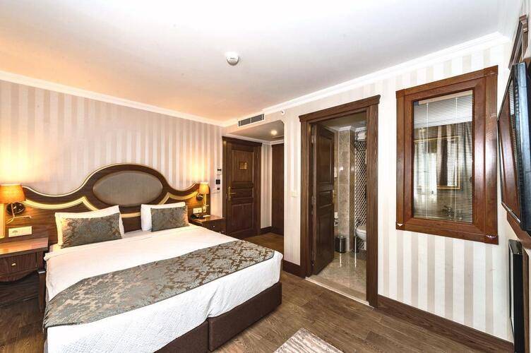 Real Star Hotel