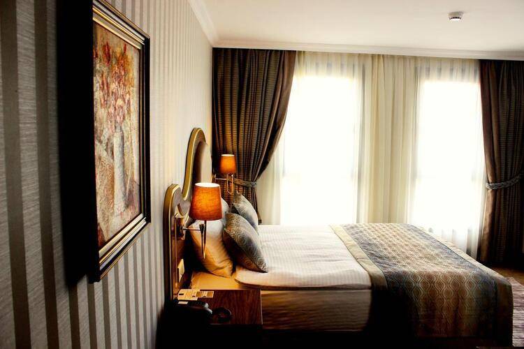 Real Star Hotel