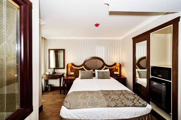 Real Star Hotel