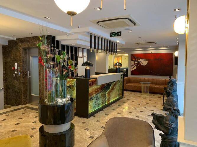 Regency World Suite & Hotel