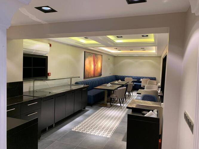 Regency World Suite & Hotel