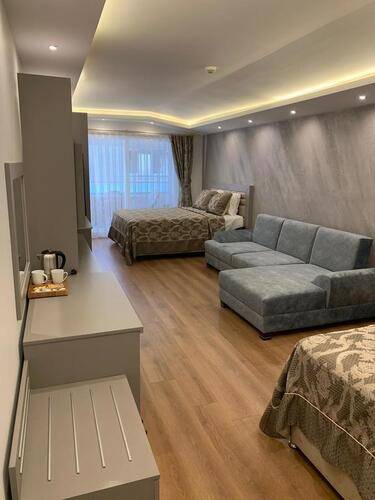 Regency World Suite & Hotel