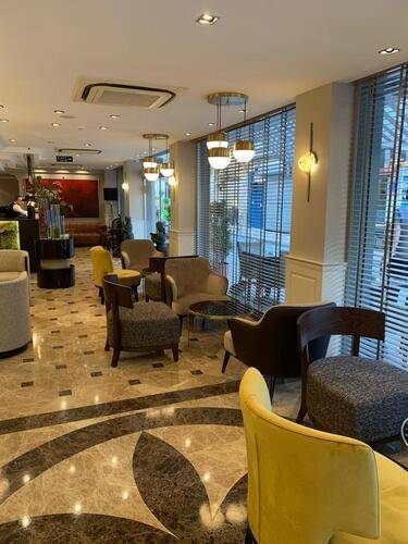 Regency World Suite & Hotel