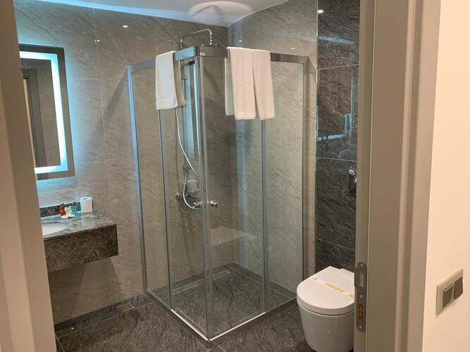 Regency World Suite & Hotel