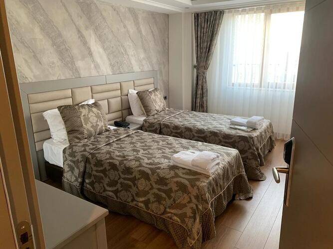 Regency World Suite & Hotel