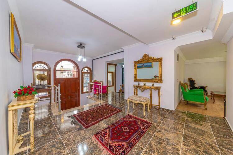 Rosalie Palace (Ex. Saint George Boutique House)
