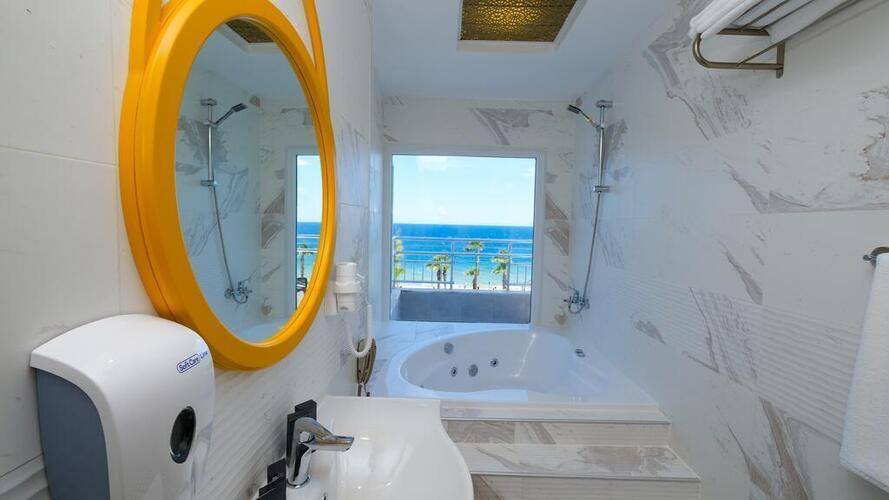 Pacco Sea & City Hotel Spa (Ex. Sea Side Hotel)