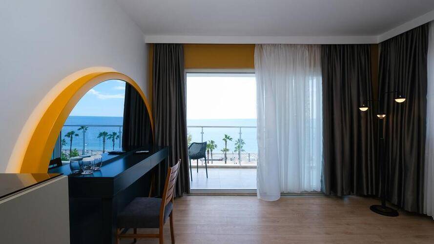 Pacco Sea & City Hotel Spa (Ex. Sea Side Hotel)