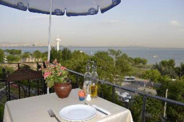 Seatanbul Guest House