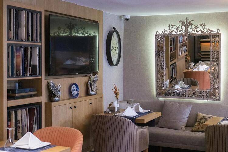 Sky Kamer Boutique Hotel