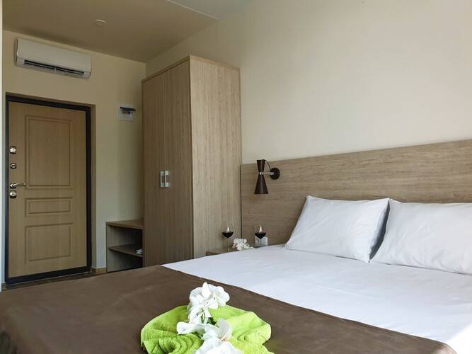 Oasis Club Resort Hotel