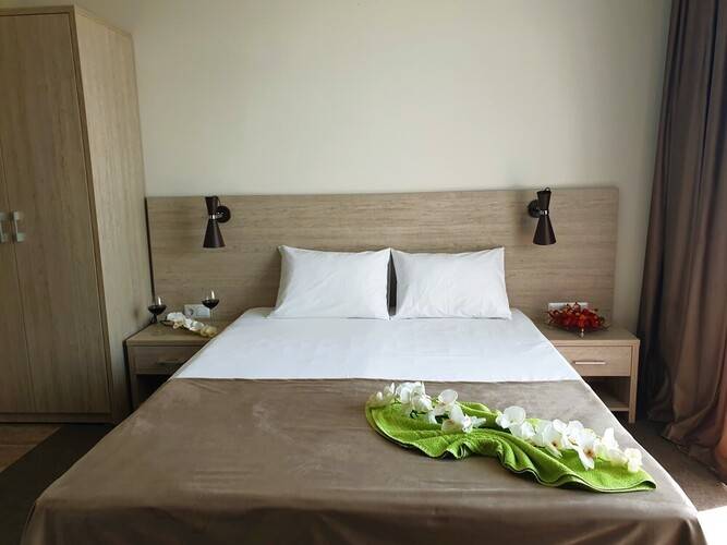 Oasis Club Resort Hotel