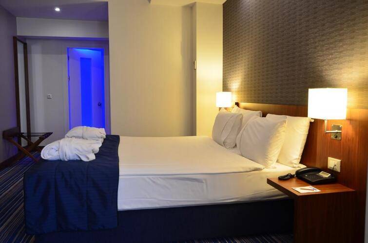Taxim Express Istanbul Hotel
