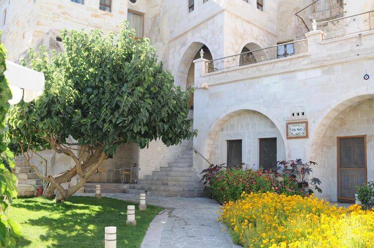 Tafoni Houses Cave Hotel