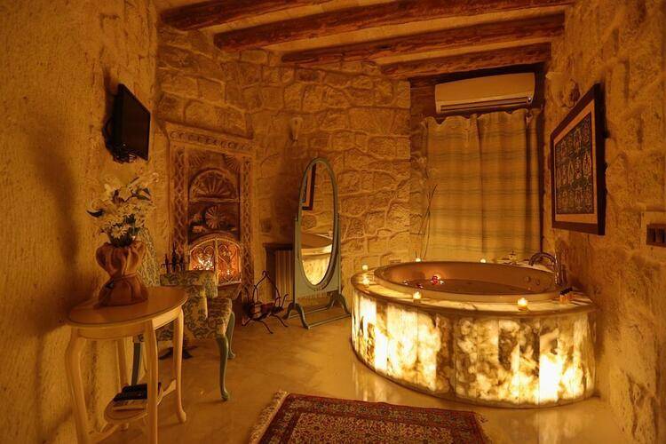 Tafoni Houses Cave Hotel